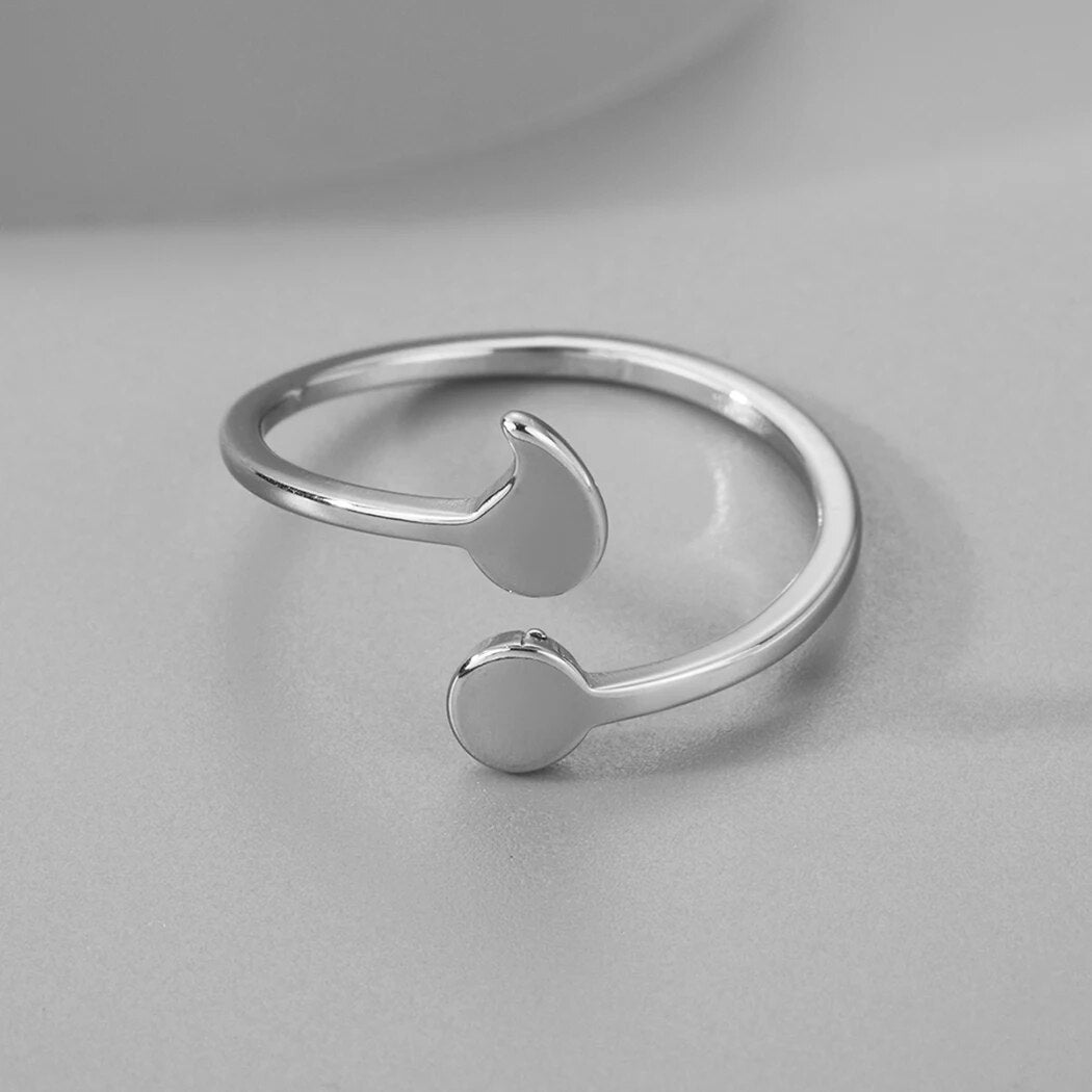 Kinitial simple creative personality semicolon ring exquisite stainless steel European beauty fashion punk ring Christmas gift