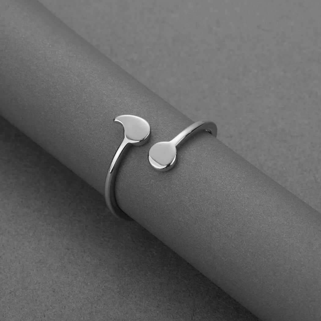 Kinitial simple creative personality semicolon ring exquisite stainless steel European beauty fashion punk ring Christmas gift